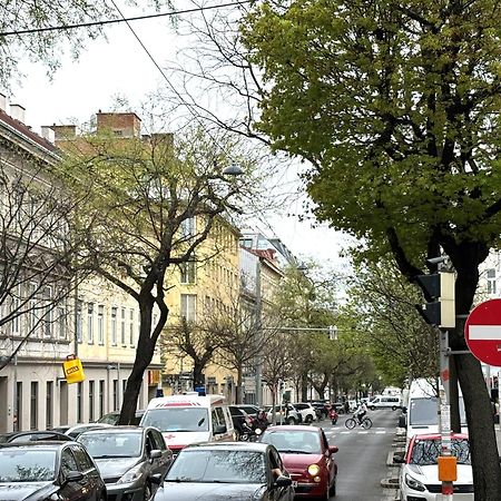 Traumhafte Wohnung Fuer 3, Grosszuegig, Walk In Dusche Vídeň Exteriér fotografie